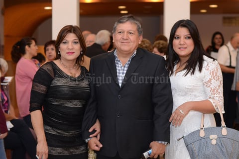 27012016 EN LA ÓPERA.  Cristina, Ricardo y Cristy.