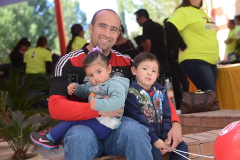 28012016 Diego Sebastián, Helena Miroslava y Jorge Sánchez.