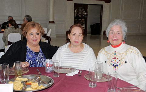 31012016 Paty Soto, Paty Valdez y Socorro Gómez.