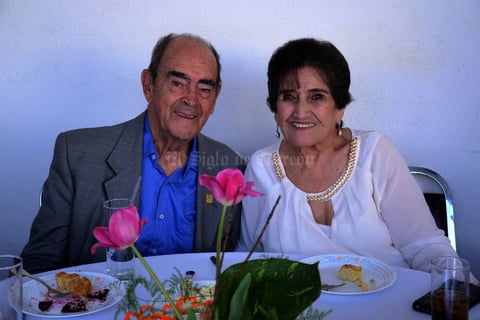Roberto Núñez Basso y Juana María Pedroza