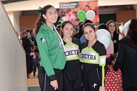 01022016 Ana Sofía, Bárbara y Salma.