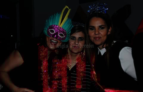 Olivia, Karina y Sandra
