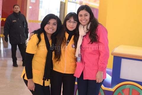 05022016 Guape, Marilú, Susy y Rommy.