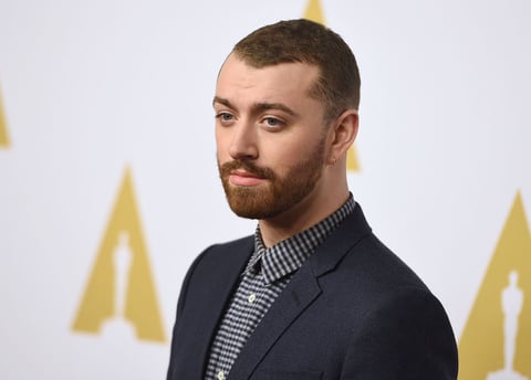 El cantante inglés Sam Smith se encuentra nominado a Mejor canción para una película, por el tema Writing's on the Wall, de la cinta Spectre.