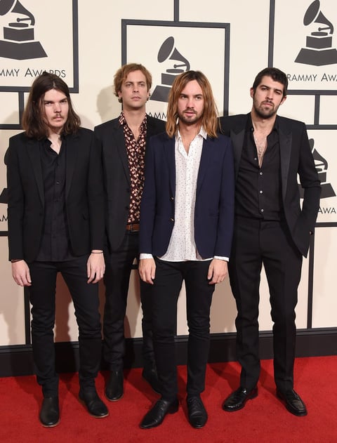 La banda australiana Tame Impala decidió utilizar atuendos más casuales para la ceremonia.