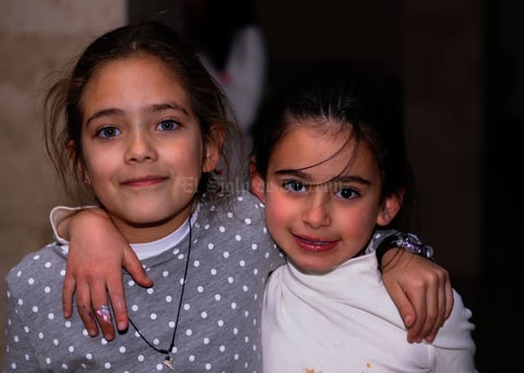 Fernanda y Victoria