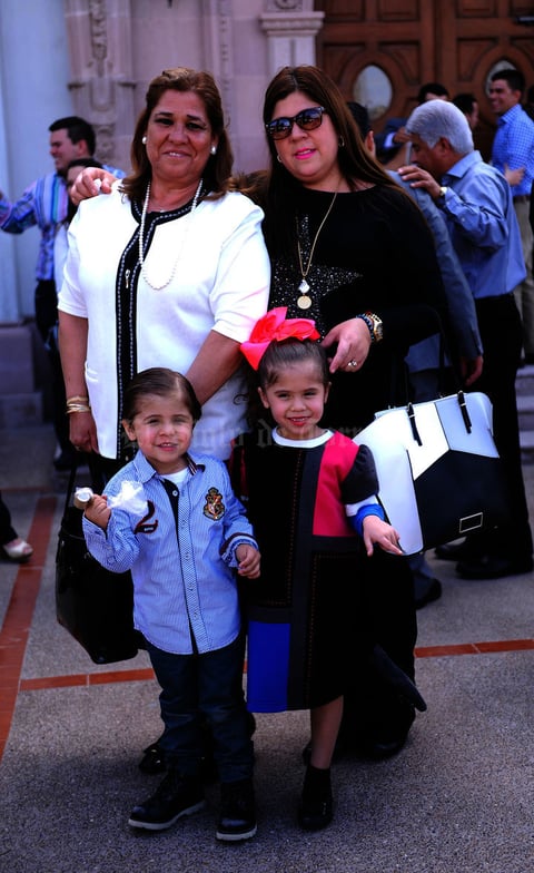 Cris, Angie, Angelines y Angelita
