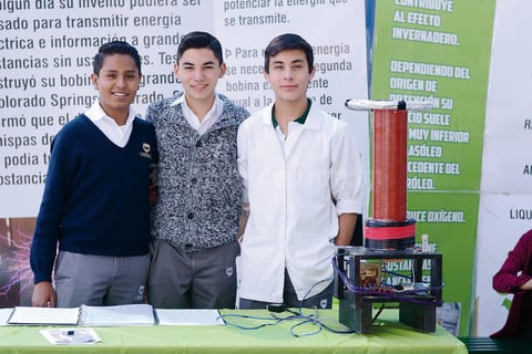 22022016 Damián, Salvador y Juan Pablo.
