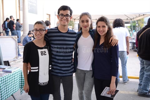 25022016 Ari, Alexis, Kimberly y Mariel.