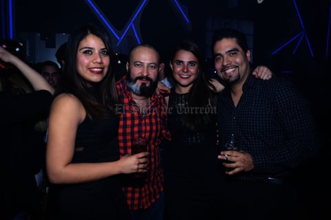Alejandra, Christian, María y Christian