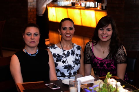 Anabelle, Liliana y Ana Karen