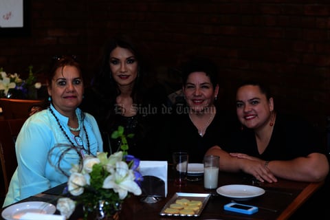 Margarita, Betty, Nena y Claudia