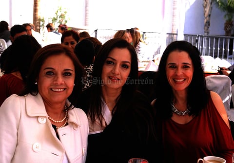 Adelina, Nena y Bety