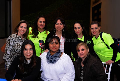 Gilda, Mary, Tere, Marce, Marce, Mayra, Fabiola y Diana