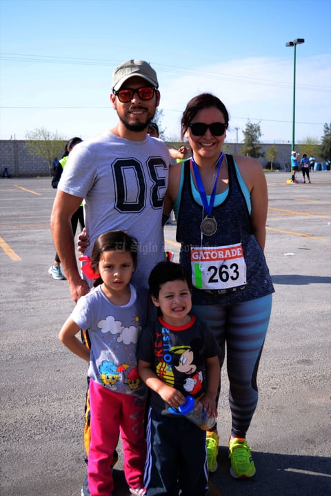 Jorge, Lily, Romina y Luca