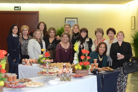 04032016 ASAMBLEA MENSUAL DE JARDINERAS . Damas integrantes del Club Lirios.