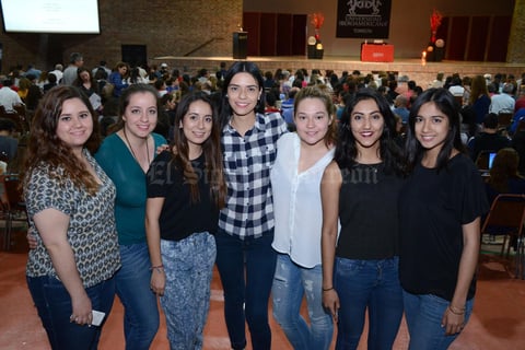 08032016 Nancy, Iraida, Valeria, Carolina, Lorena, Carmen y Marycarmen.