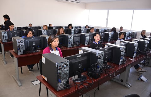La nueva preparatoria está lista para recibir a la comunidad estudiantil.