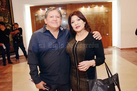 17032016 EN PAREJA.  Ricardo y Cristina.