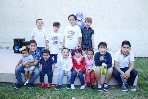 18032016 FESTEJO AL DOBLE.  Yael y Jamil en compañía de sus amiguitos el día de su fiesta de cumple.