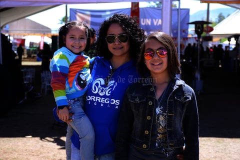 Renata, Mary y Nayla