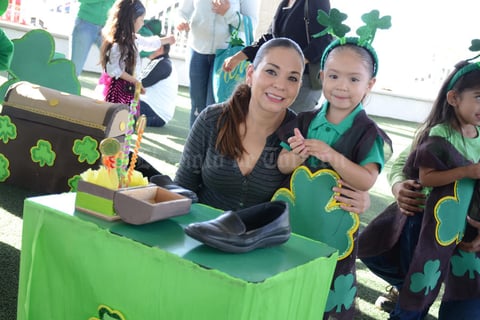 22032016 Perla y Carol.