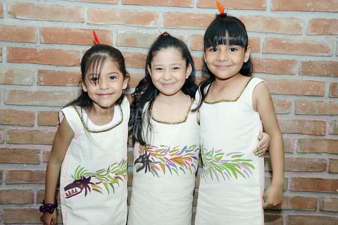 20032016 Ximena, Giselle y Romina.