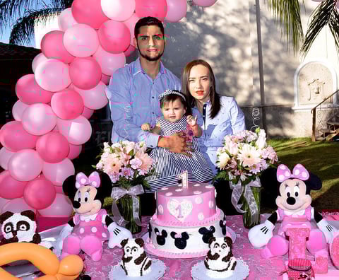 23032016 Ing. José Ángel Ortiz Espeleta y L.A.E. María Susana Pinto Matus organizaron con mucho entusiasmo la fiesta de su pequeña Sofía.
