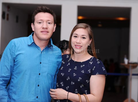 26032016 Javier y Karla.