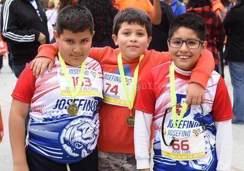 29032016 Jesús, Brandon y Mariana.