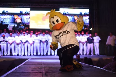 Al evento se dieron cita tanto aficionados, patrocinadores y directivos del equipo.