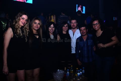 Marina, Julia, Isabel, Lizeth, Manuel, Mario y Dafne