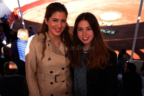 Tiffany y Larissa