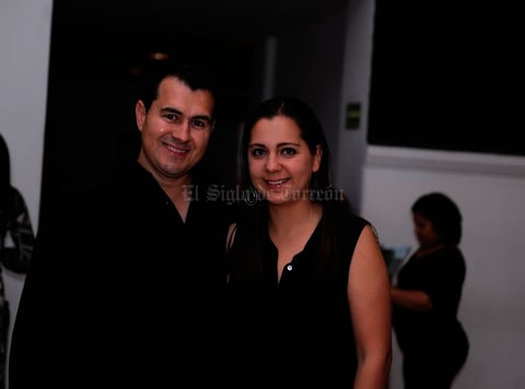 Adrián y Mariana