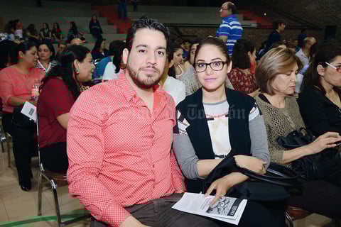 03042016 MUY ATENTOS.  José Roberto y Ayla.