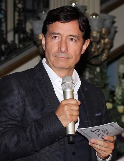 “Gracias por estar acá, a esto que ha sido un sueño de muchos años”, dijo Roberto luego de una presentación por parte de los actores en la que encendieron las luces del hotel asegurando ser uno de los más a la moda por tener este nuevo avance.