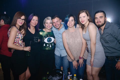 09042016 ENTRE AMIGOS.  Kimberly, Lala, Fernanda, Ricardo, Cecilia, Melanie y David.