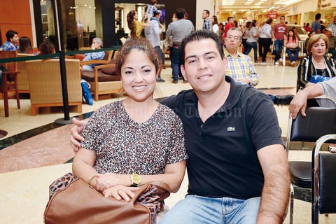 11042016 Loami y Salomón.