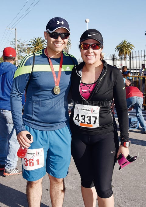 10042016 CORREDORES.  Armando y Liliana.