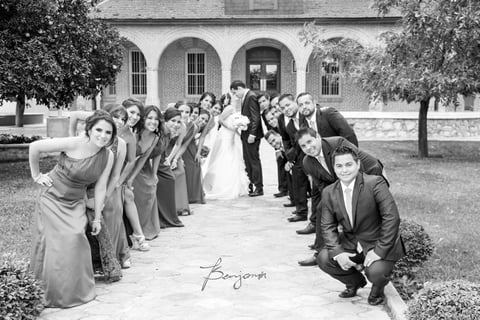 10042016 AngÃ©lica RodrÃ­guez Mier y Jorge Alejandro RamÃ­rez MartÃ­nez, lucieron muy felices en compaÃ±Ã­a de sus amigos y familiares.- BenjamÃ­n FotografÃ­a
