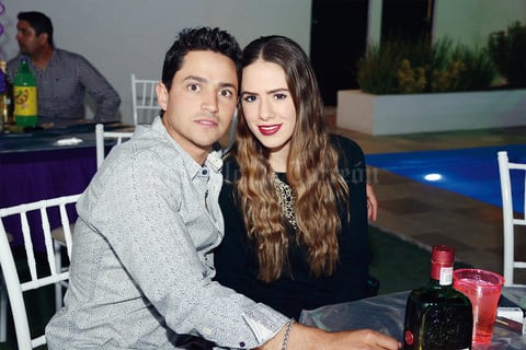 13042016 EN PAREJA.  Alan y Norma.