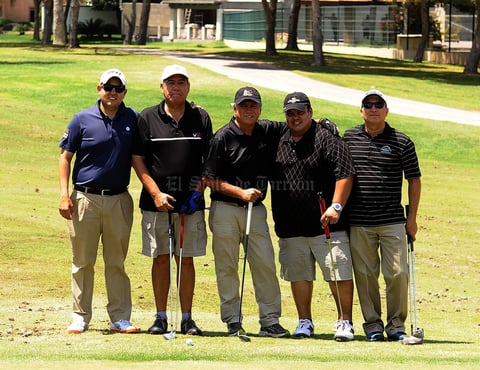 Genaro, Manuel, Memo, Carlos y Héctor