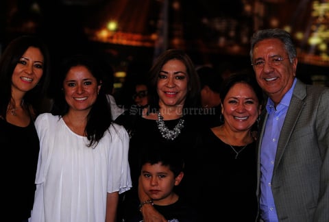 Jennifer, Yessica, Josefina, Norma, Tiago y Federico