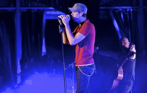 El intérprete español Enrique Iglesias cumplirá 41 años el 8 de mayo de este año.