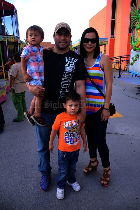 Marco, Alfredo, Alfredo y Helga