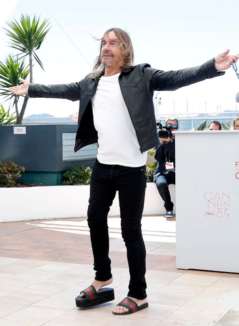 El cantante estadounidense Iggy Pop llegó a Cannes para presentar el documental Gimme Danger.