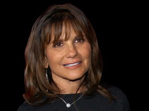 Lynne Spears se convirtió en abuela a los 50 años cuando Britney Spears dio a luz a su hijo Sean. También es abuela de Jayden, hijo de Britney, de Maddie, hija de Jamie Lynn Spears y de Sophia, hija de su hijo Bryan Spears.