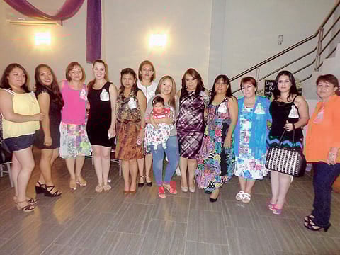 26052016 En la despedida de Cynthia.