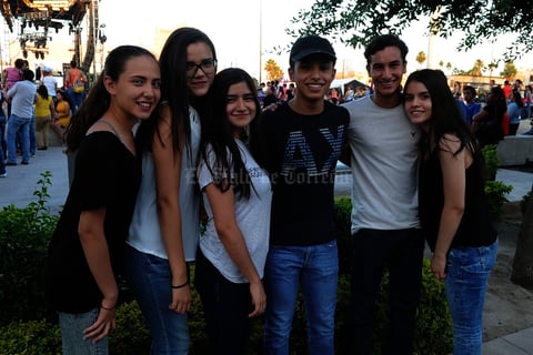 Ilse, Daniela, Maryfer, Luis Jorge, Diego y Adriana