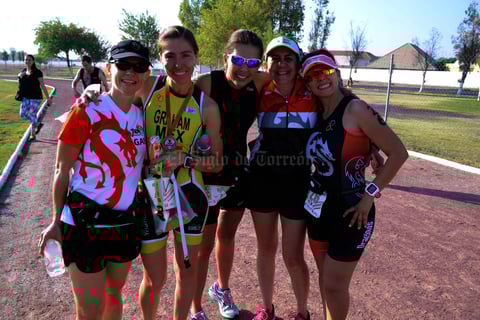 Gaby, Eli, Lorena, Mayte y Marce